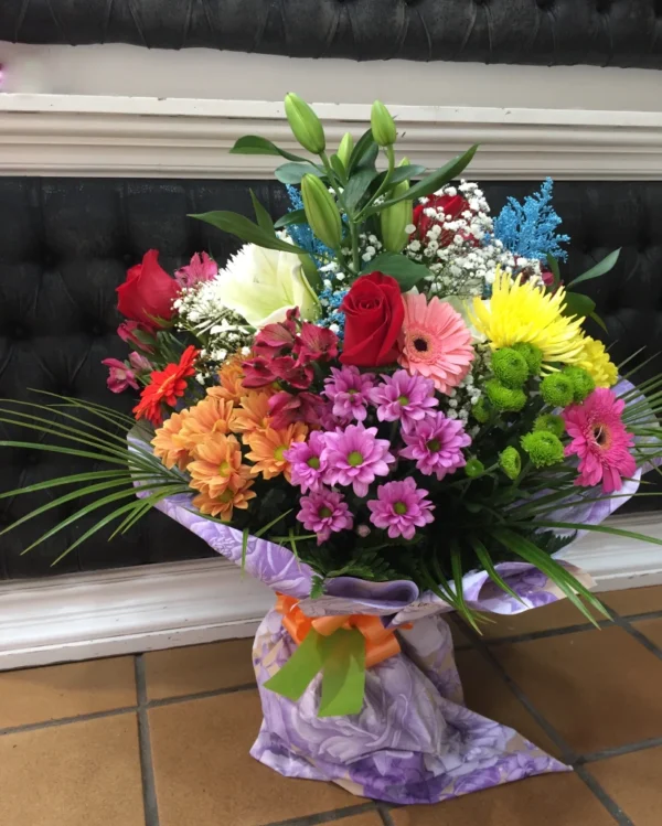 Ramo Variado con Rosas Ramo Variado con Rosas