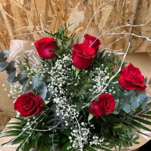 Ramo de 6 Rosas Rojas 9 Ramo de 6 Rosas Rojas - Imagen 5