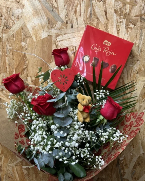 Ramo Especial Mama – 4 Rosas Rojas Bombones Caja Roja Peluche 2