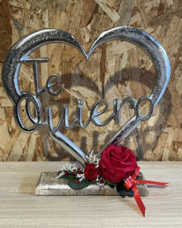 Corazón metal Te quiero con rosa roja preservada. 1 Corazon metal Te quiero con rosa roja preservada 2