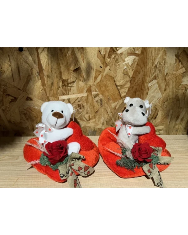 Peluche con rosa roja preservada 5