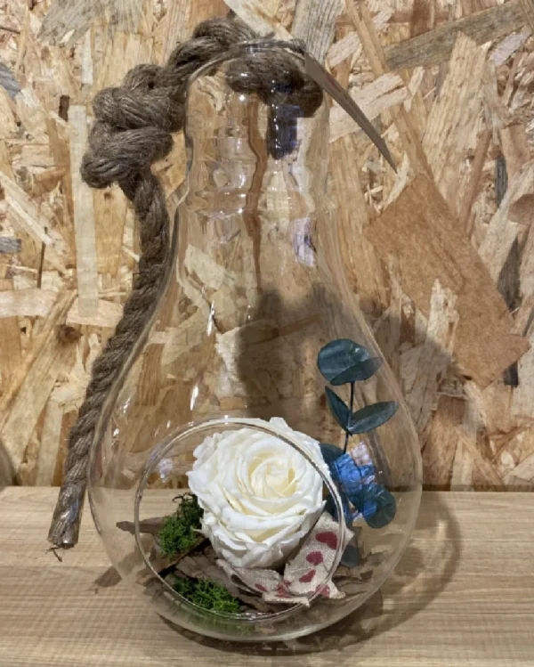 Rosa preservada Blanca en bombilla cristal L 1 Rosa preservada Blanca en bombilla cristal L 3