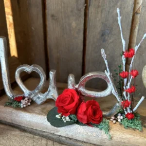 Love Metal y corazón con rosa preservada. 4 Love Metal y corazón con rosa preservada. - Imagen 1